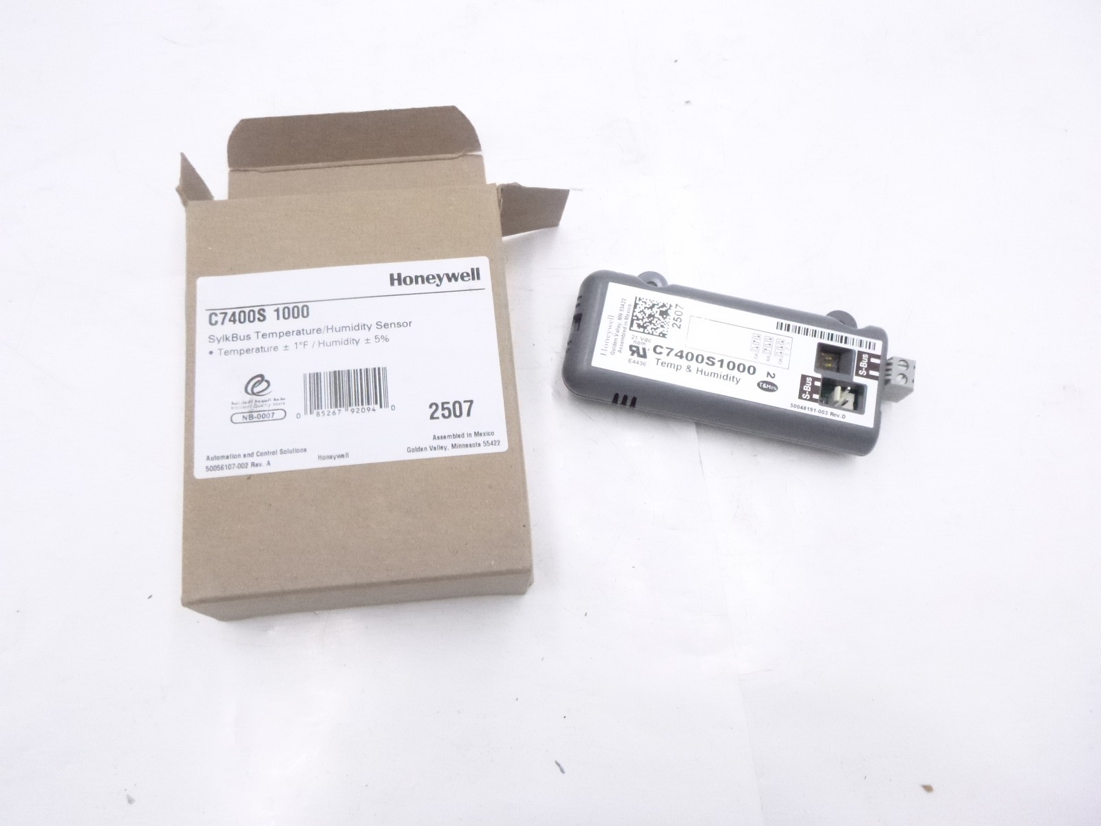 Honeywell C7400S100 SkylkBus Temperature/Humidity Sensor