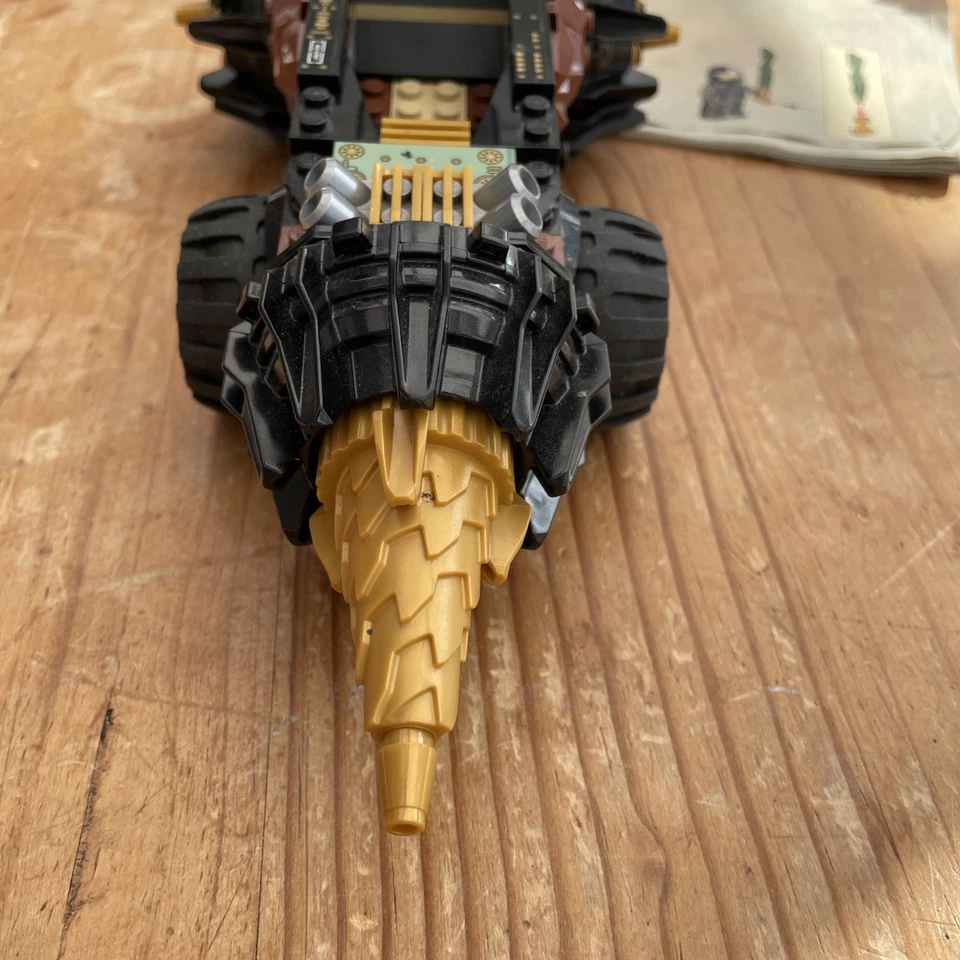 LEGO Ninjago 70502 Cole's Earth Driller, photo 4 of 5