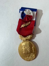 Médaille d'honneur du travail 1989, M. M. Schweitzer.