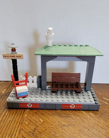 Harry Potter Lego Set #4758 Hogwarts Express COMPLETE w/ MANUAL All Minifigures