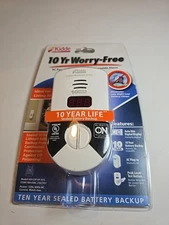 Kidde 10 yr Worry-Free AC Powered Plug-In Carbon Monoxide Alarm Voice Alarm New