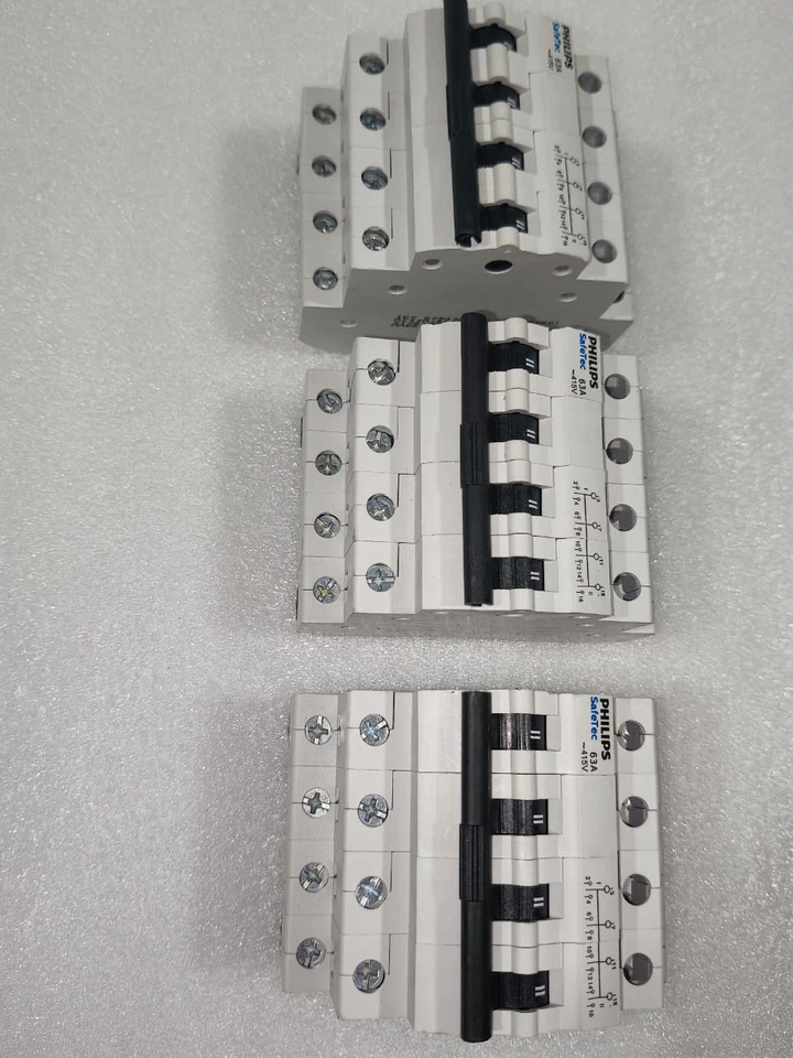 PHILIPS SAFETEC 63A MCB CAMBIO 415 4 POLOS PAQUETE DE 3 PIEZAS GRATIS RÁPIDO Foto 2 de 4