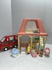 Vintage Little Tikes Pink Grandma’s House w/ Grandparents, Baby, Kitchen, Van +
