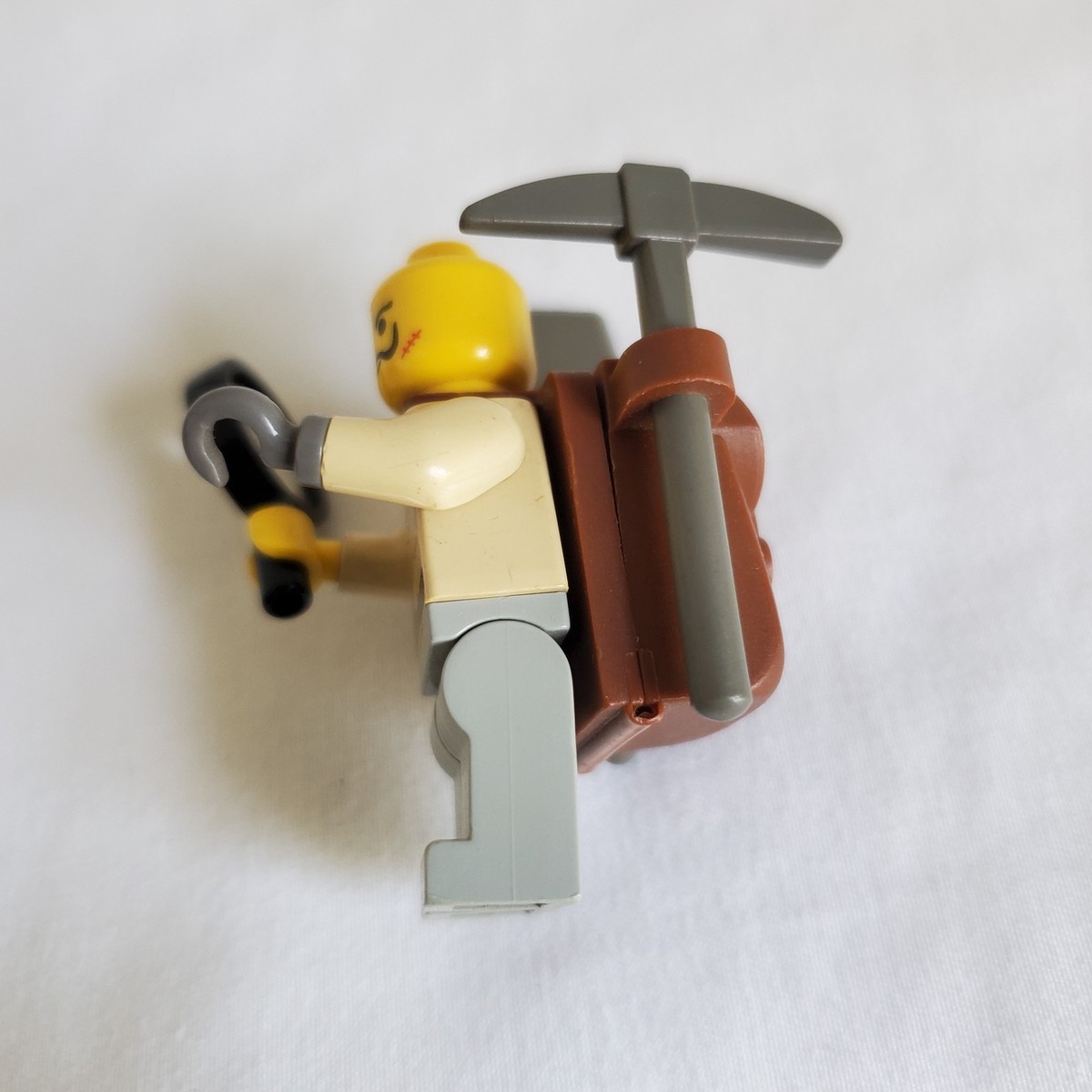 LEGO ADVENTURERS LORD SAM SINISTER MINIFIGURE USED Incomplete With