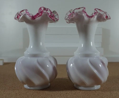 Vintage one pair of Fenton Milk Glass Peach Crest Wave Crest Vase 6" Tall