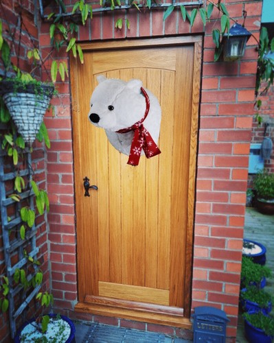 Motion Activated Christmas Singing Moving Mouth Polar Bear Head Decoration - 第 2/8 張圖片