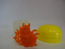 Stara zabawka / chrząszcz pomarańczowy