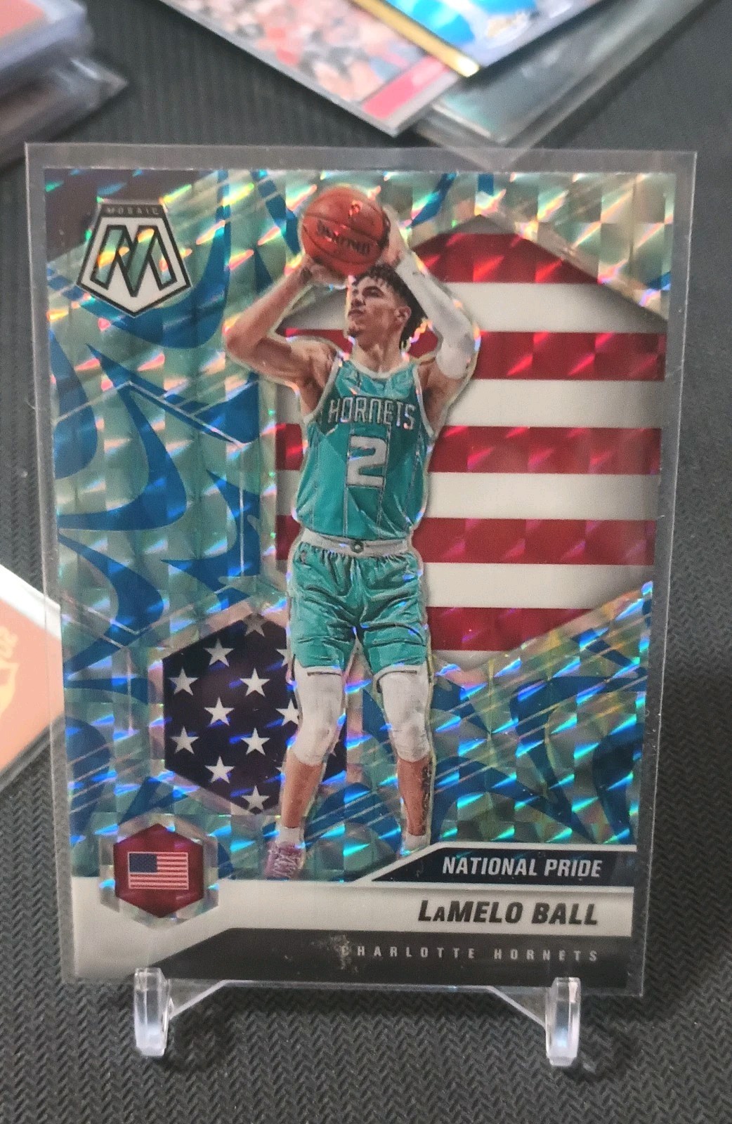 2020-21 Panini Mosaic - National Pride LaMelo Ball #257 Reactive Blue Prizm (RC)