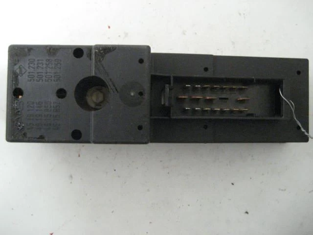 INTERRUPTOR DE VENTANA Saab 900 1995 95 2739 Foto 2 de 4