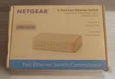New NETGEAR FS205 5-Port Fast Ethernet Switch Plug and Play NEW Opened Box