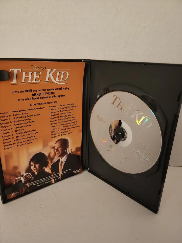 Lot of 3 DVDs: The Kid, Casper, Shrek Scares Stupid & 1 Blu Ray Super Buddies - Image 3 of 4