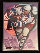 1994-95 FLAIR CENTER SPOTLIGHT MARK MESSIER RANGERS