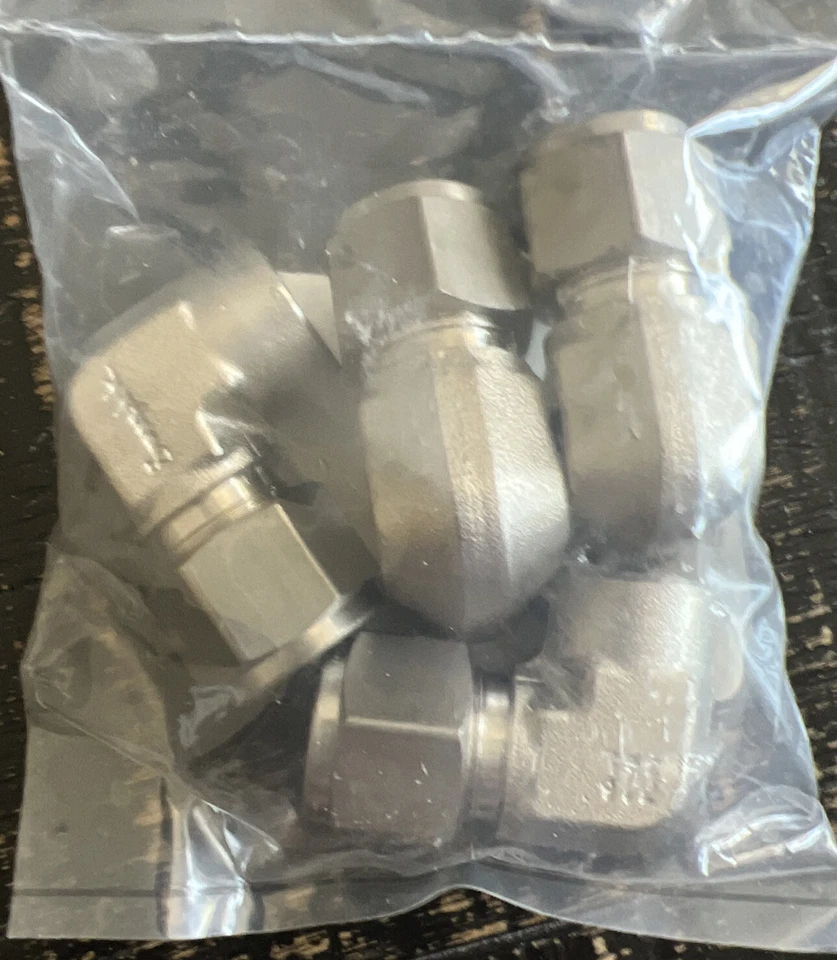 SWAGELOK STAINLESS STEEL ELBOW FITTINGS SS-810-8-4 (4pk) - Image 2 of 2