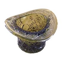 Green Glass Top Hat Fenton Buttons and Bows Mid Century Pressed Glass B16-2168