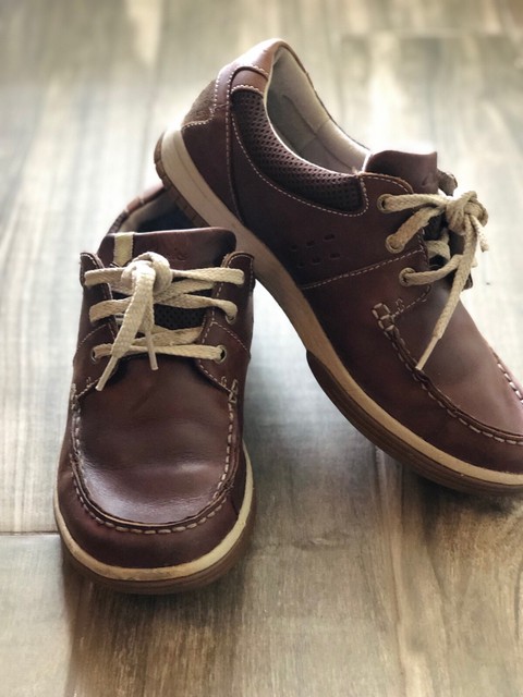 clarks walking shoes sale