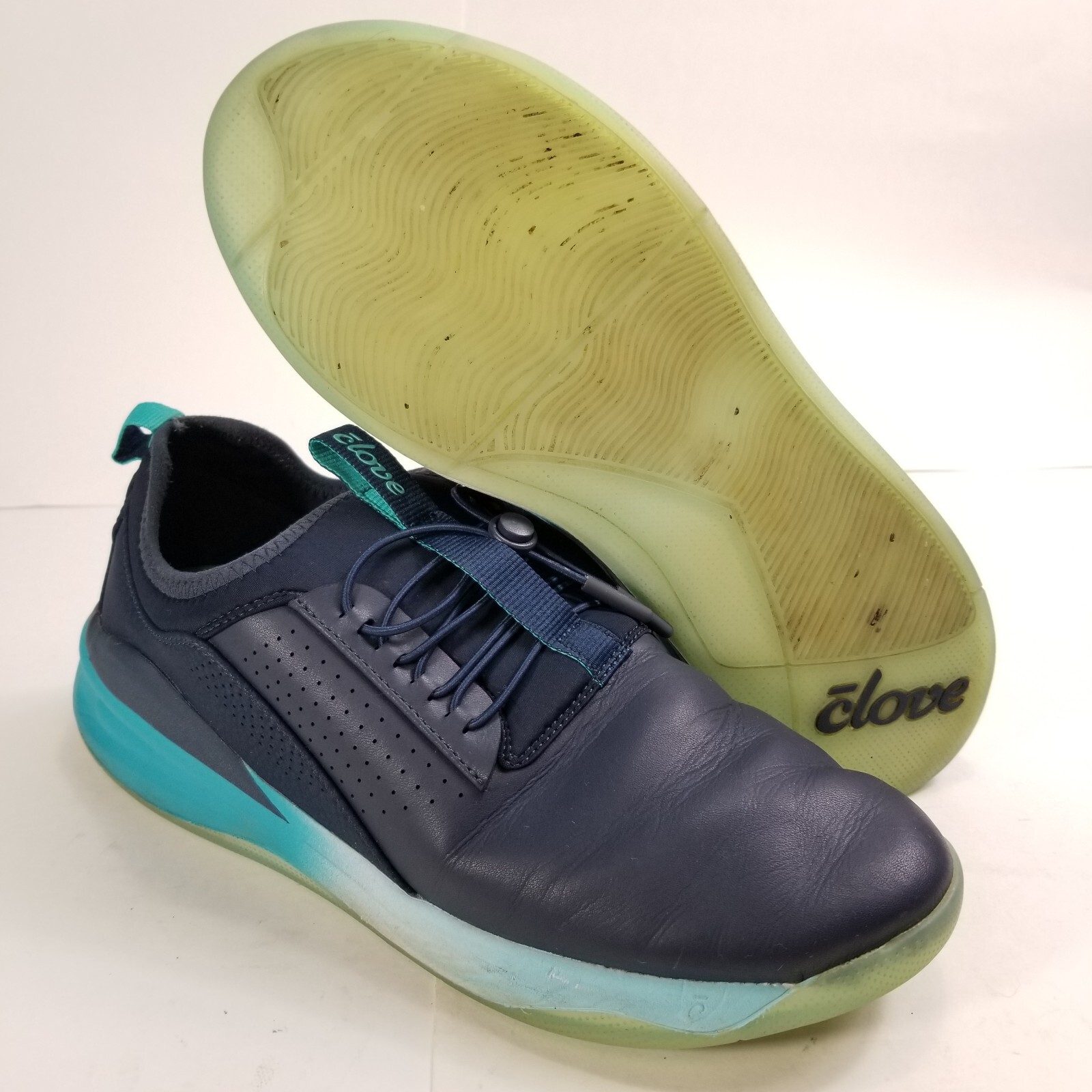 Womens Size 11.5 / Mens 10 Clove Aqua 