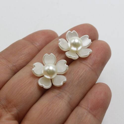 Craft DIY Ivory Pearl Flower-shaped Buttons for Jewelry Making Craft Sewing - Picture 13 of 13
