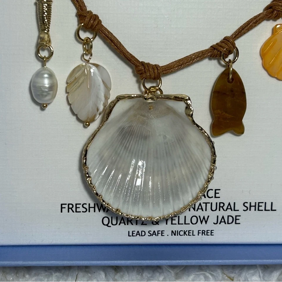 House of Harlow Freshwater Pearl & Natural Shell Quartz & Yellow Jade necklace - Image 4 of 4