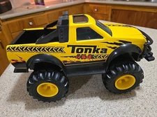 Tonka Toy Steel Classics 4X4 Yellow Truck Metal Body 2020 Hasbro Great Condition