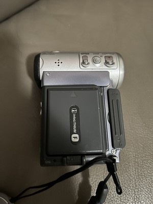Sony DCR-IP5 Handycam MicroMV Camcorder 10x Optical 120x Digital Zoom LCD Screen
