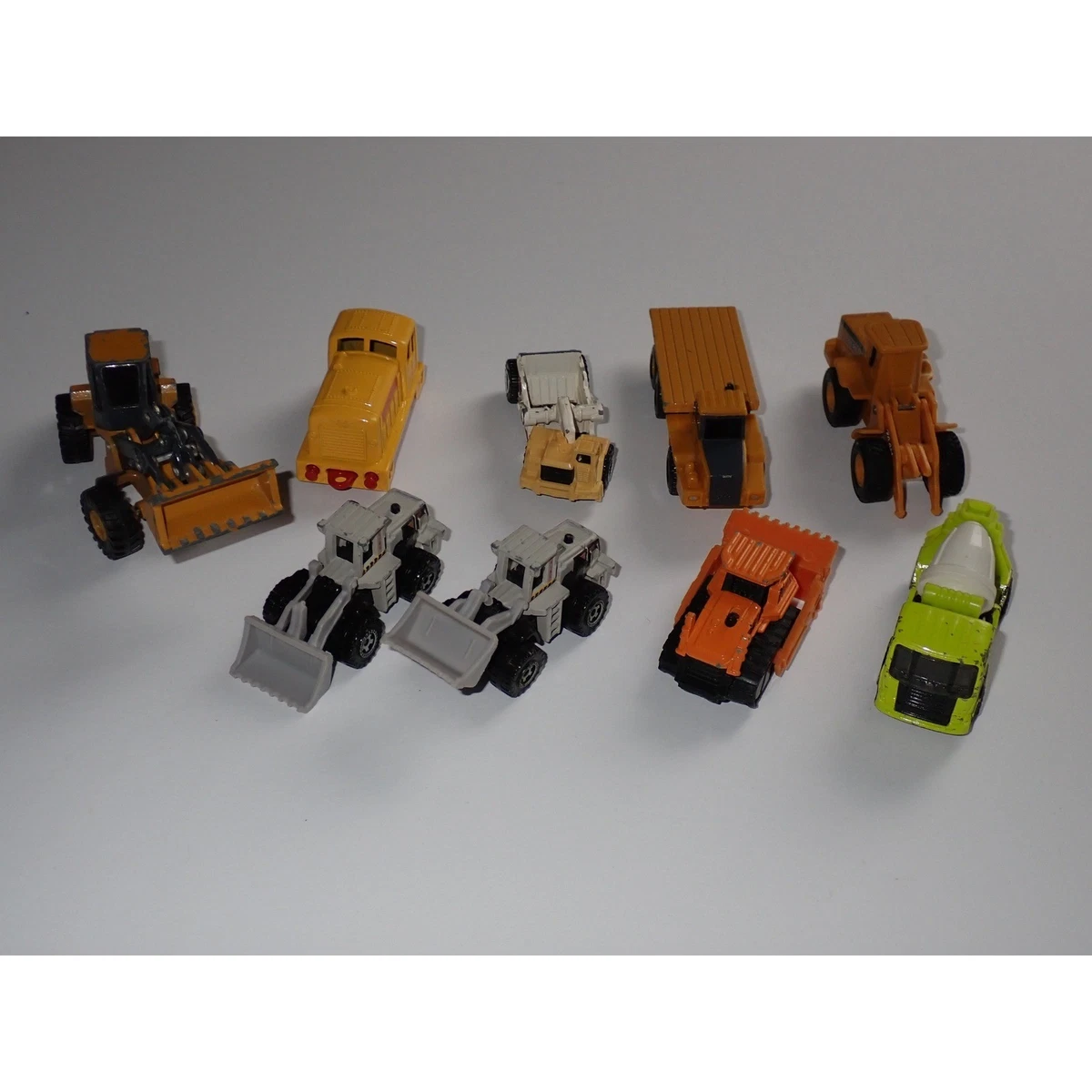 Matchbox Bulldozer In Vintage Manufacture Diecast Construction