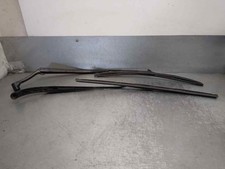 8250A172 WISCHARM SCHEIBENREINIGUNG VORN RECHTS / 8250A171 / 4945970 FÜR MITSUBI