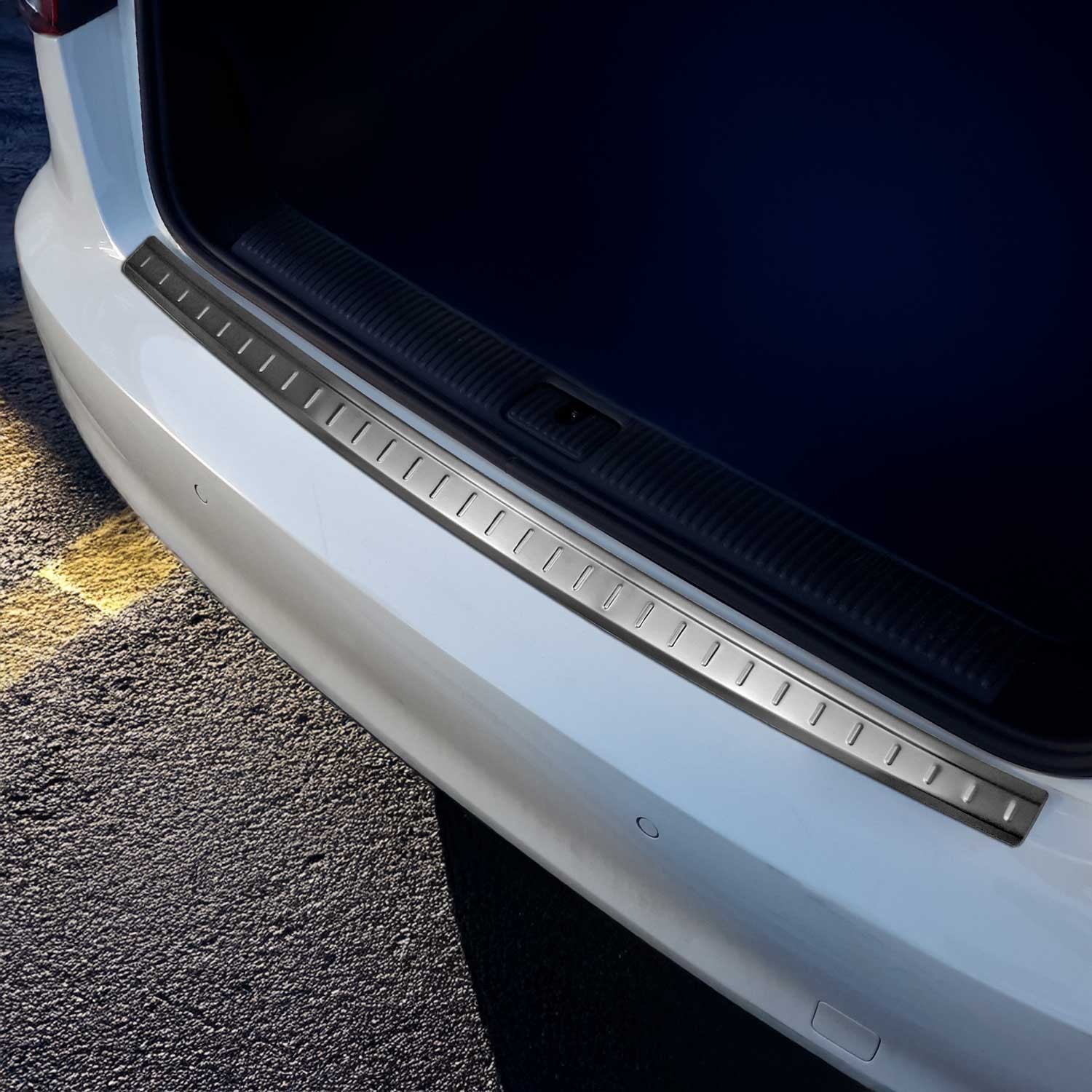 Protection pare-chocs Audi A3 8V Sportback inox pour les départs en vacances