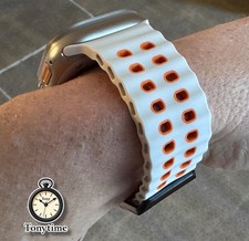 Silicone Comfortable Sport Band for Apple Watch: Ultra, SE, Series 2 to 10