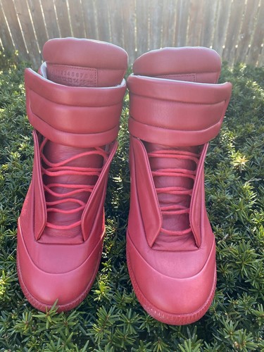 maison margiela future red