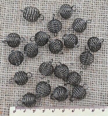 20 Spirale Perlen Anhänger Käfig Metall Silber 25 mm 15 mm Schmuckherstellung Fundstücke