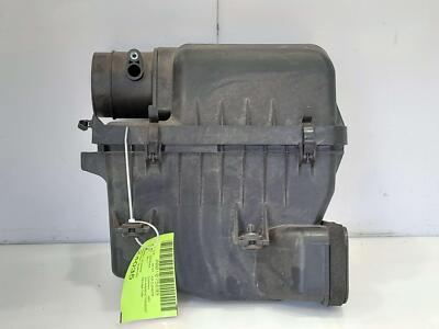 06 - 14 Kia Sedona Engine Air Cleaner Box Assembly OEM 281104D200