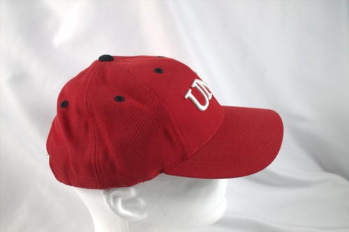 UNLV Rebels Adjustable Hat by Logo Athletic Red Embroidered Cap Vintage - Picture 4 of 8