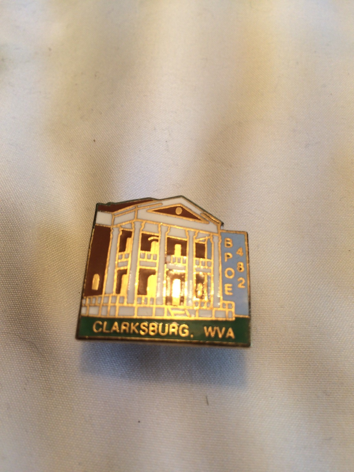 Picture 1 of 4
