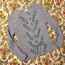 Vintage Montgomery Ward Grey Floral Embroidered Tie Waist Cardigan Sweater Small