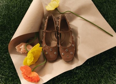 Women's brown shoes with studs' & memory foam Time and True US Size 9