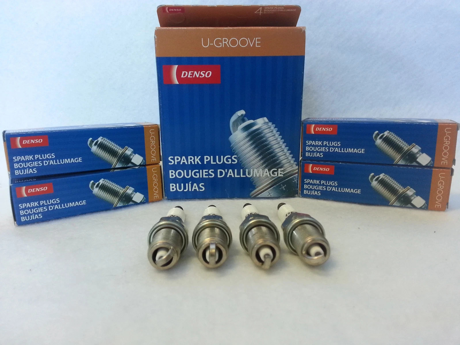 4x DENSO U-Groove Resistor Spark Plug  K16R-U 3119
