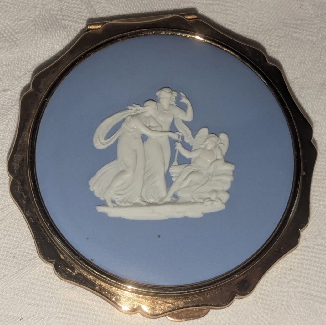 イングランドヴィンテージStrattone コンパクト Stratton Compact for sale | eBay
