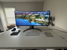 LG 34BP65C-B 34" UltraWide Curved QHD 3440x1440 160Hz FreeSync Premium Monitor