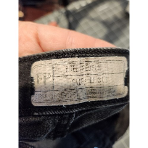 Free People High-Waisted Skinny Jeans in Washed Black, Size W31, Inseam 26 - Picture 3 of 4