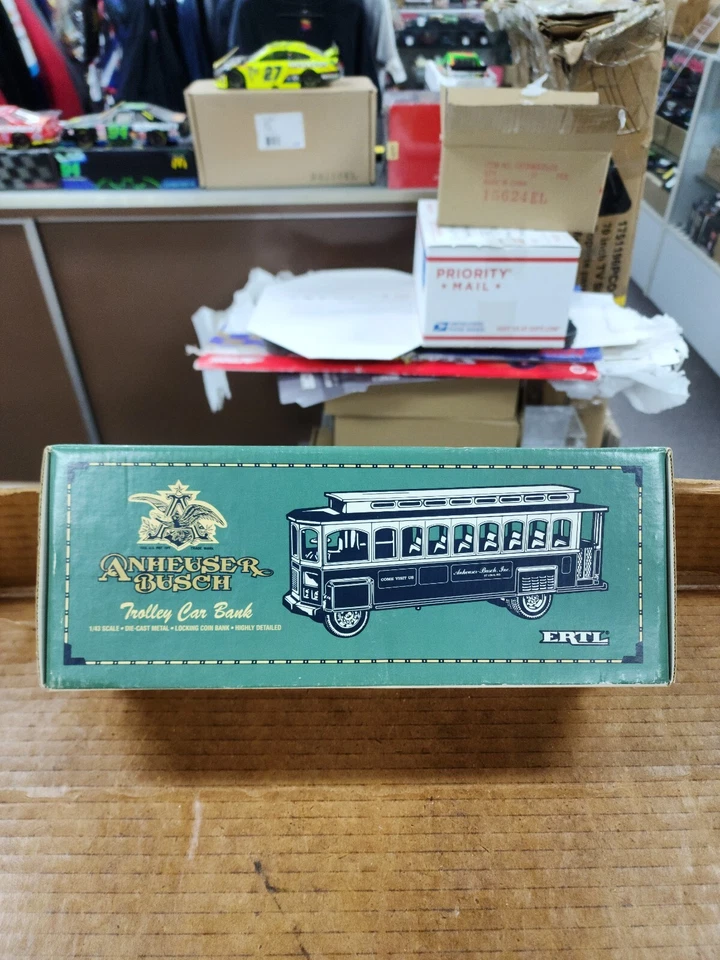 Anheuser Busch Trolley Car Bank 1:43 Scale Diecast - Image 3 of 3