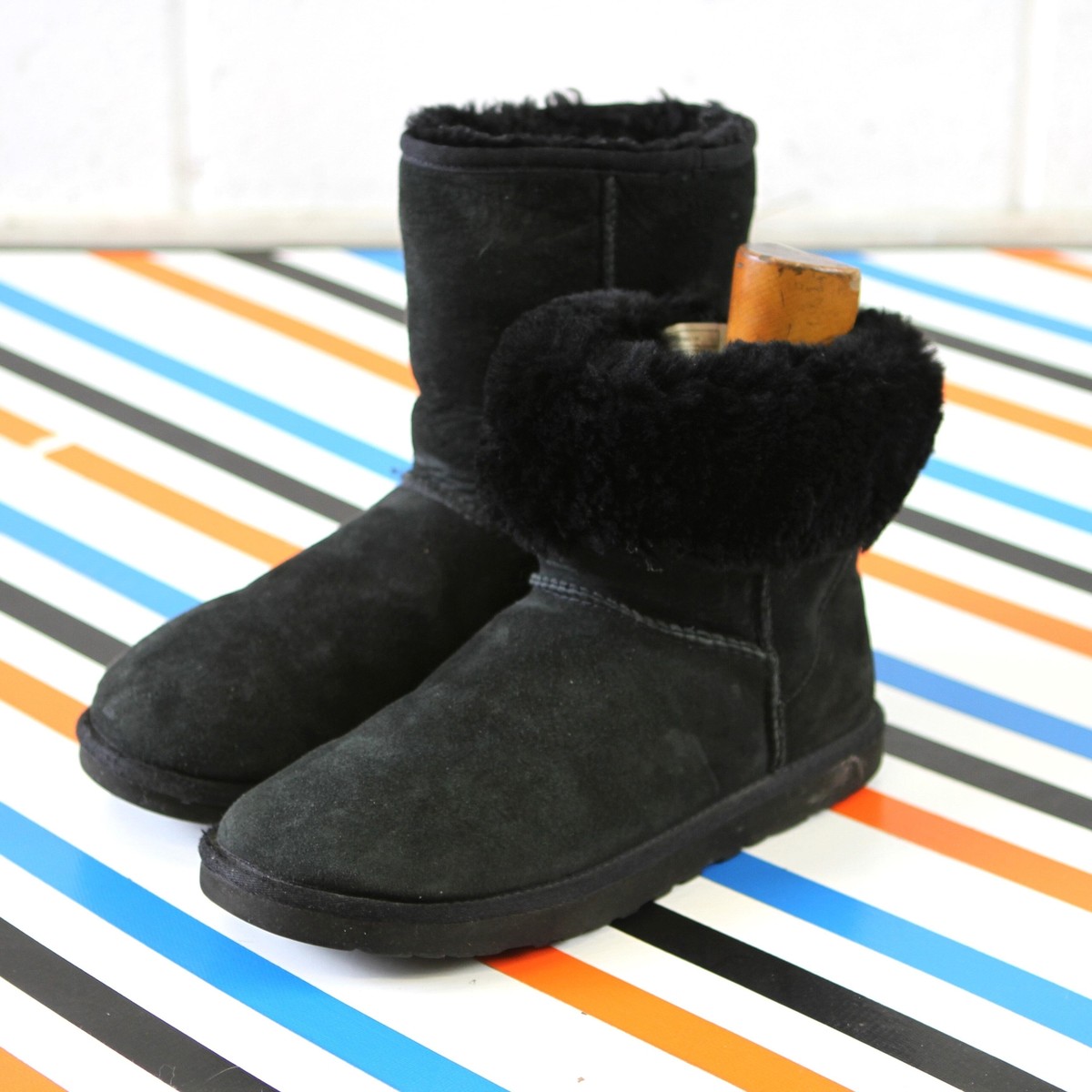 新品未使用＊UGG W CLASSIC SHORT 5825 W グレー 7 UGG W CLASSIC SHORT 5825 グレー 7 アグ UGG 5825 W CLASSIC SHORT