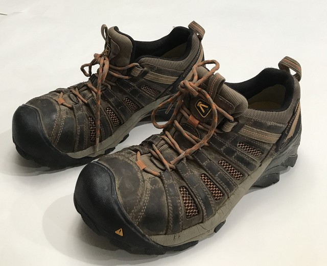 keen utility men's flint low steel toe work shoe