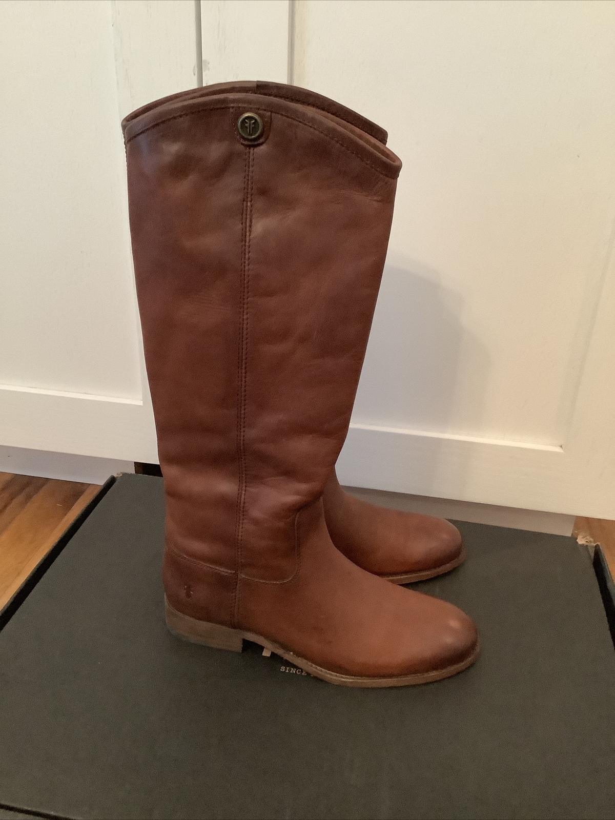 melissa button 2 cognac