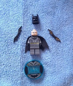 LEGO Dimensions Minifigure & Toy Tag Lot &ndash; Batman Gandalf Wyldstyle Batmobile