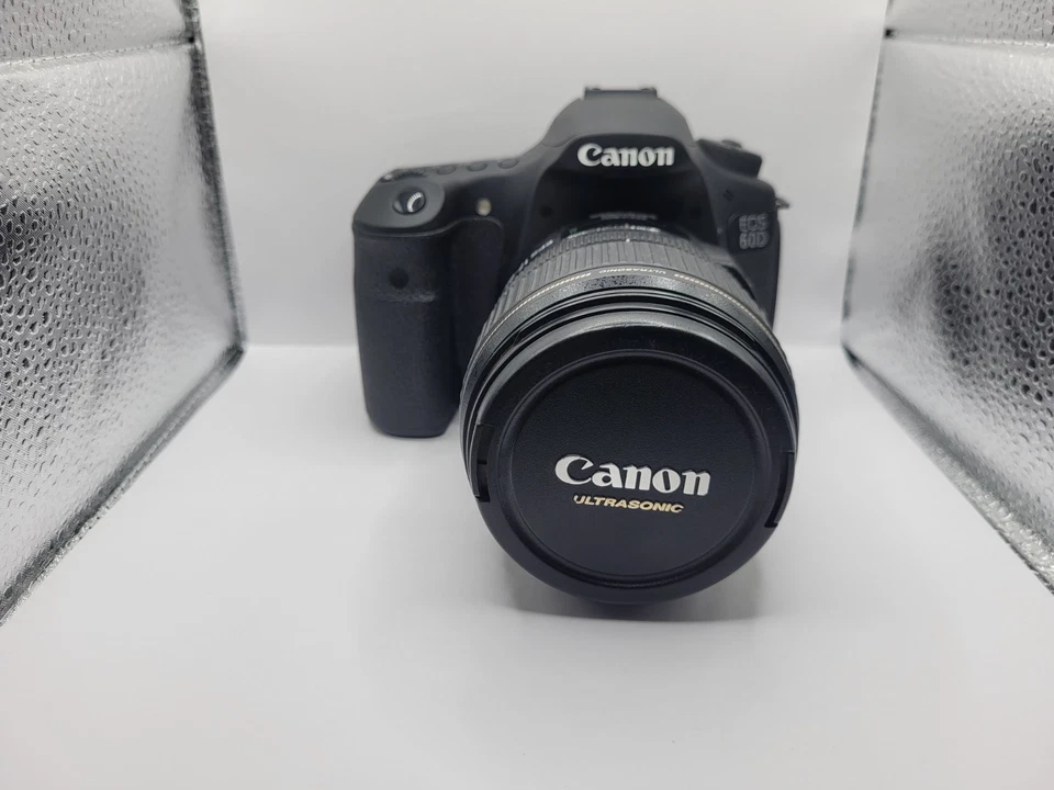 佳能 EOS 60D 1800 万像素 数码单反相机 黑色 带佳能变焦镜头 17-85毫米 — 第 2/4 张图片