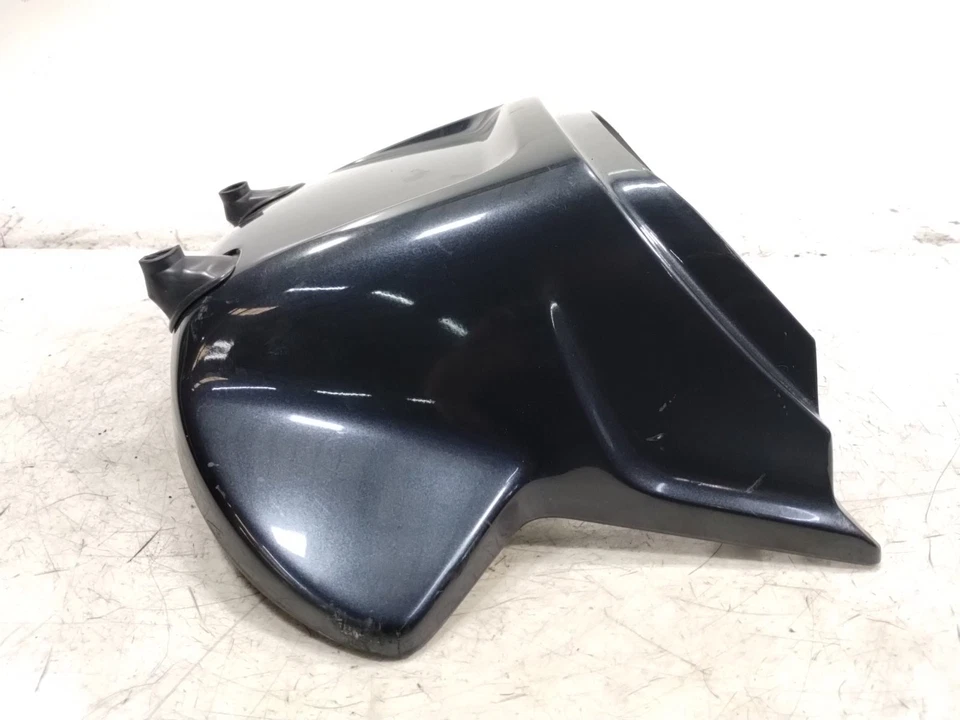 Крышка капота заднего обтекателя 2000 00 BMW R1100 RT R - Изображение 3 из 4