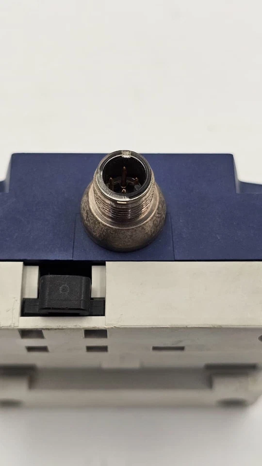 Telemecanique OsiProx | X7D1A1CAMI2DIN | Inductive Proximity Sensor - Image 3 of 4