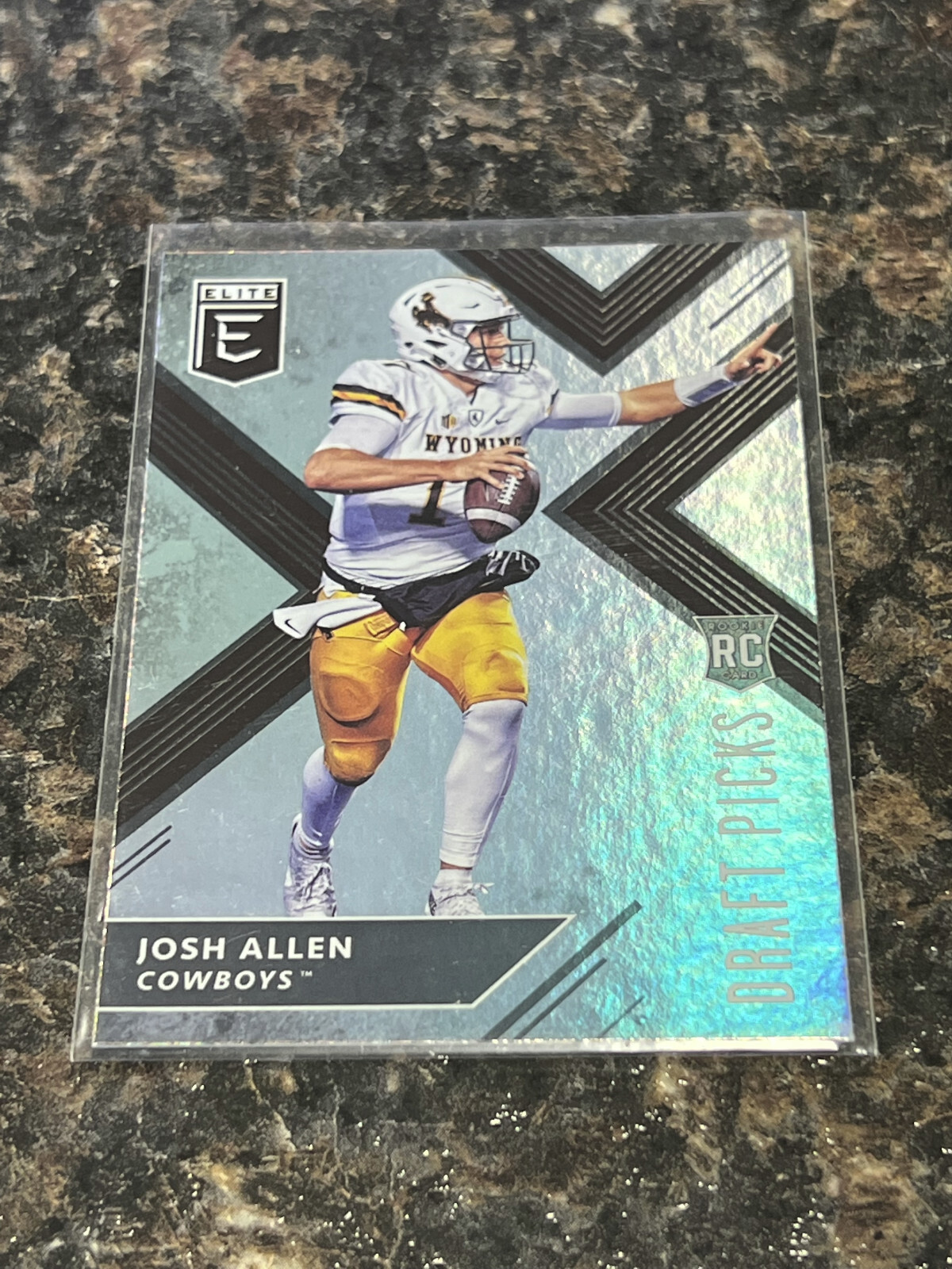 2018 Panini Elite Draft Picks Collegiate #103 Josh Allen RC  White Jersey Bills