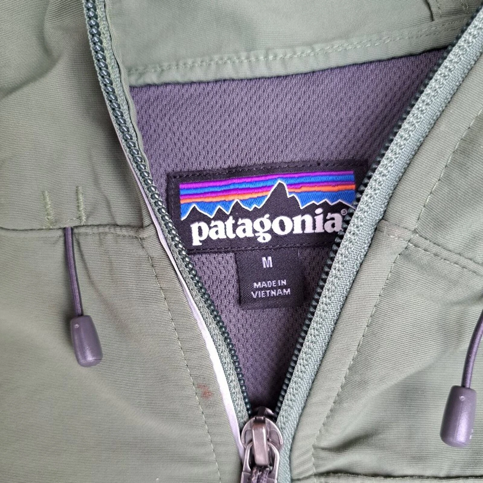 patagonia zip up jacket
