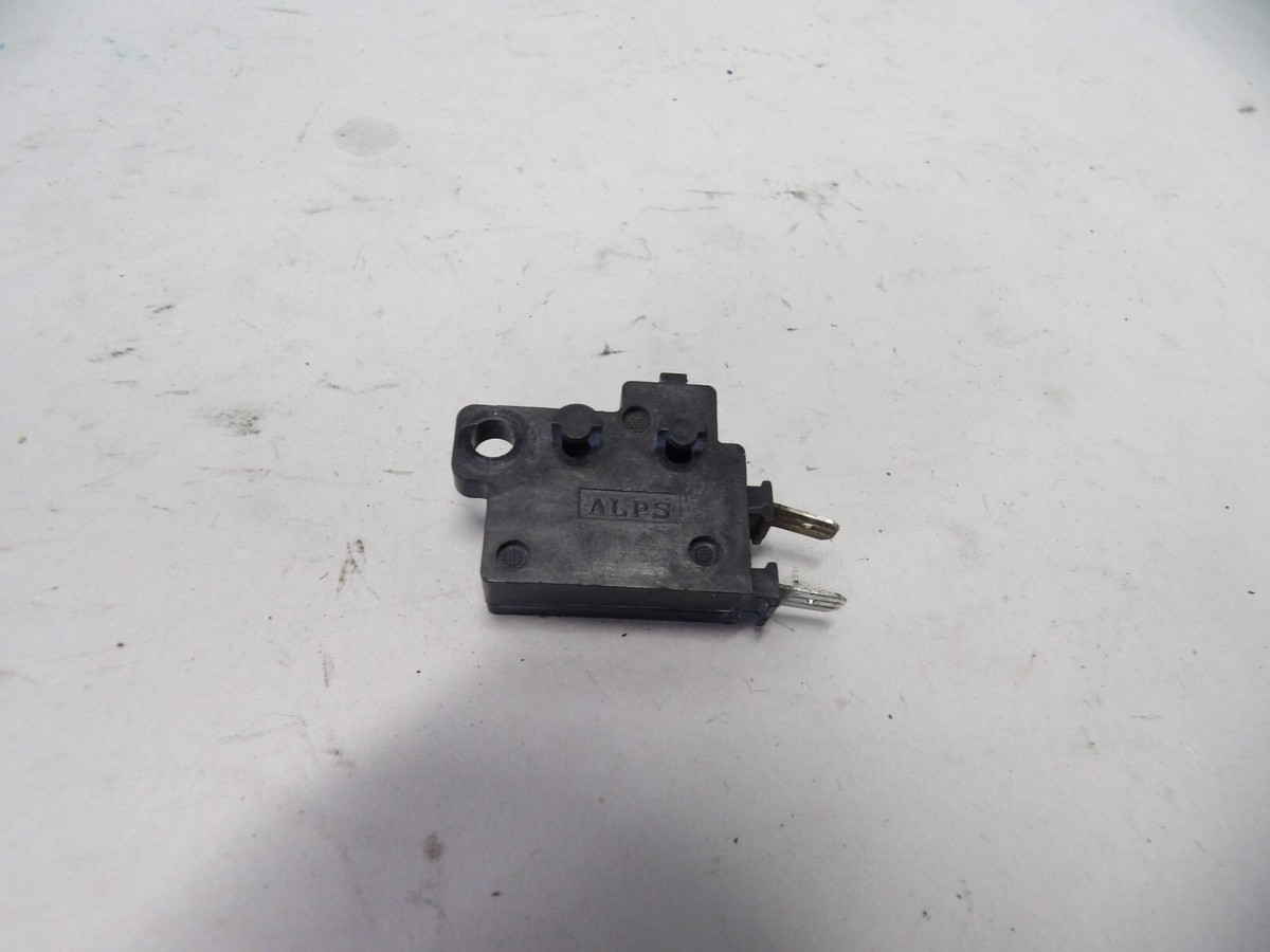 02-08 Honda VTX1800 FRONT BRAKE LIGHT SWITCH 35340-MM5-600 | eBay